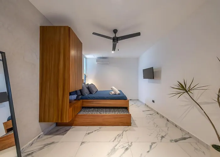 Stylish 1bd W Rooftop Pool Walk To 5th Playa del Carmen