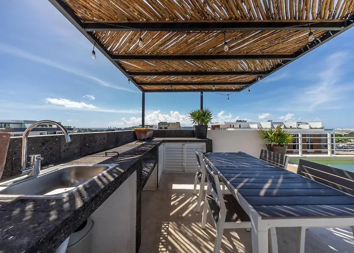 Сasa de vacaciones Stylish 1bd W Rooftop Pool Walk To 5th Playa del Carmen