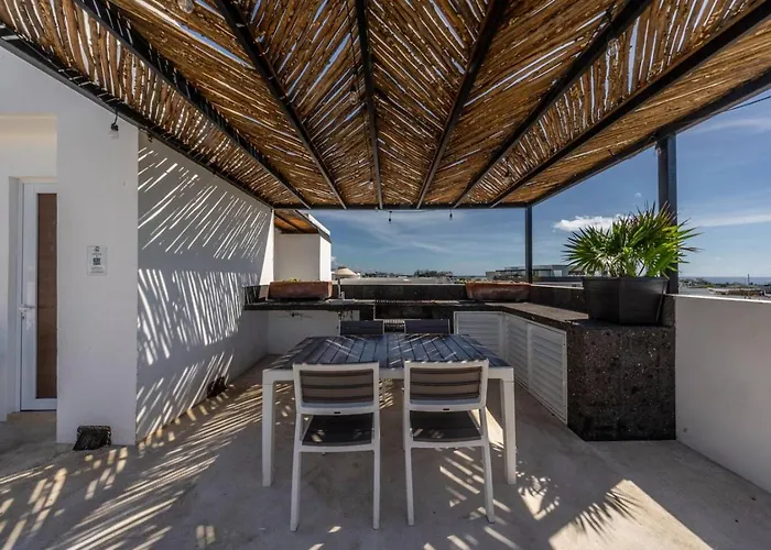 Stylish 1bd W Rooftop Pool Walk To 5th Сasa de vacaciones *